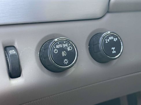 Used 2019 GMC Yukon SLE w/ SLE Value Package AWD/4WD image 20