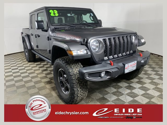 Used 2023 Jeep Gladiator Rubicon w/ Cold Weather Group AWD/4WD image 1