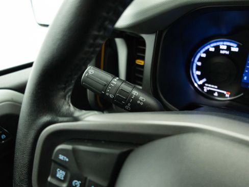 Used 2023 Ford Bronco Badlands image 39