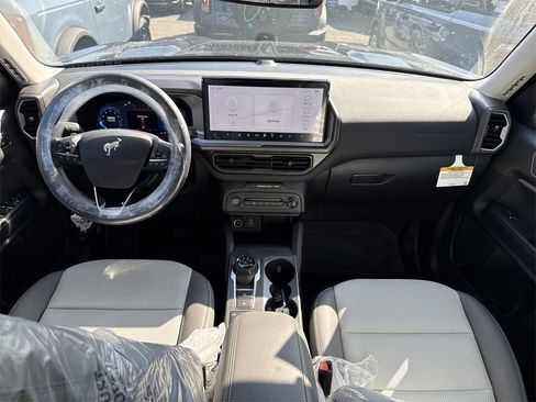 New 2025 Ford Bronco Sport Badlands w/ Sasquatch Badlands Package image 9