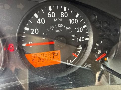 Used 2018 Nissan Frontier SV AWD/4WD image 8