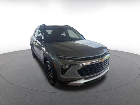 Used 2025 Chevrolet TrailBlazer LT image 4