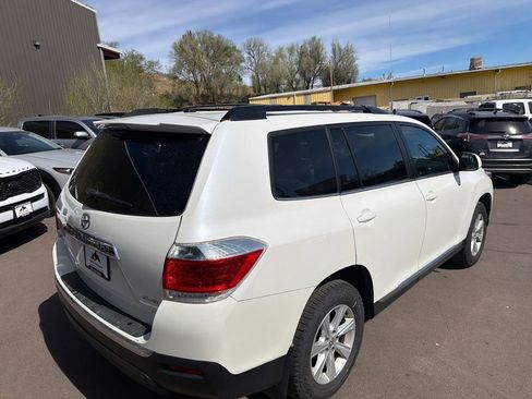 Used 2013 Toyota Highlander SE image 8