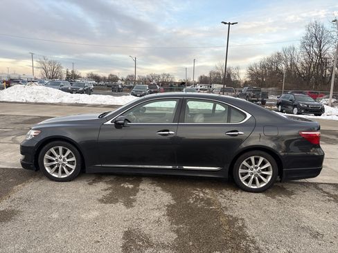 Used 2011 Lexus LS 460 AWD image 1