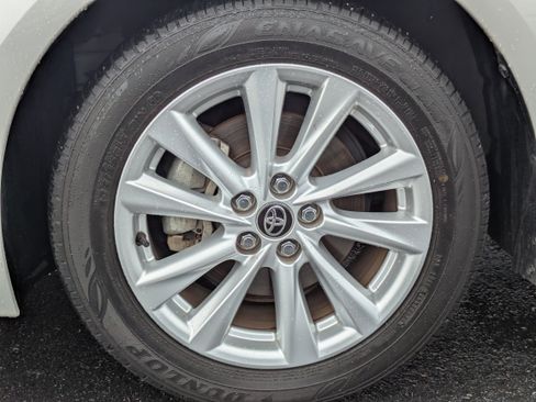 Used 2024 Toyota Corolla XLE FWD image 32