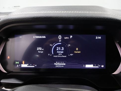 Used 2023 Jeep Grand Cherokee Limited image 40