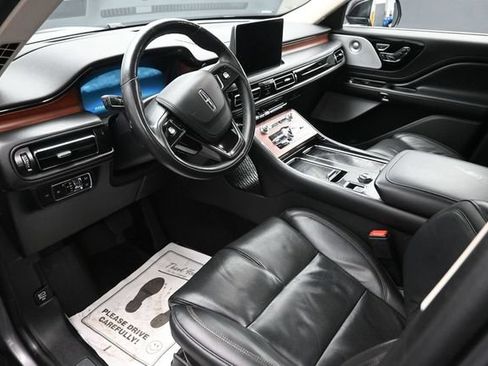 Certified 2022 Lincoln Aviator Reserve w/ Equipment Group 201A AWD/4WD image 9