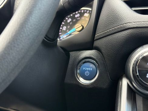 Used 2020 Toyota RAV4 XLE w/ Convenience Package AWD/4WD image 31