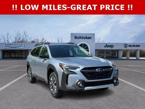 Used 2023 Subaru Outback Limited AWD/4WD image 1