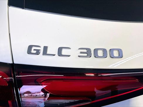 New 2026 Mercedes-Benz GLC 300 4MATIC image 6