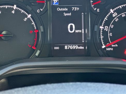 Used 2022 Toyota 4Runner SR5 Premium w/ Moonroof Package image 28