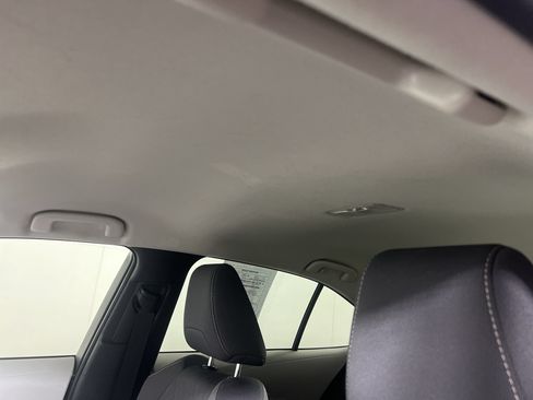 Used 2022 Toyota Corolla LE w/ LE Convenience Package FWD image 25