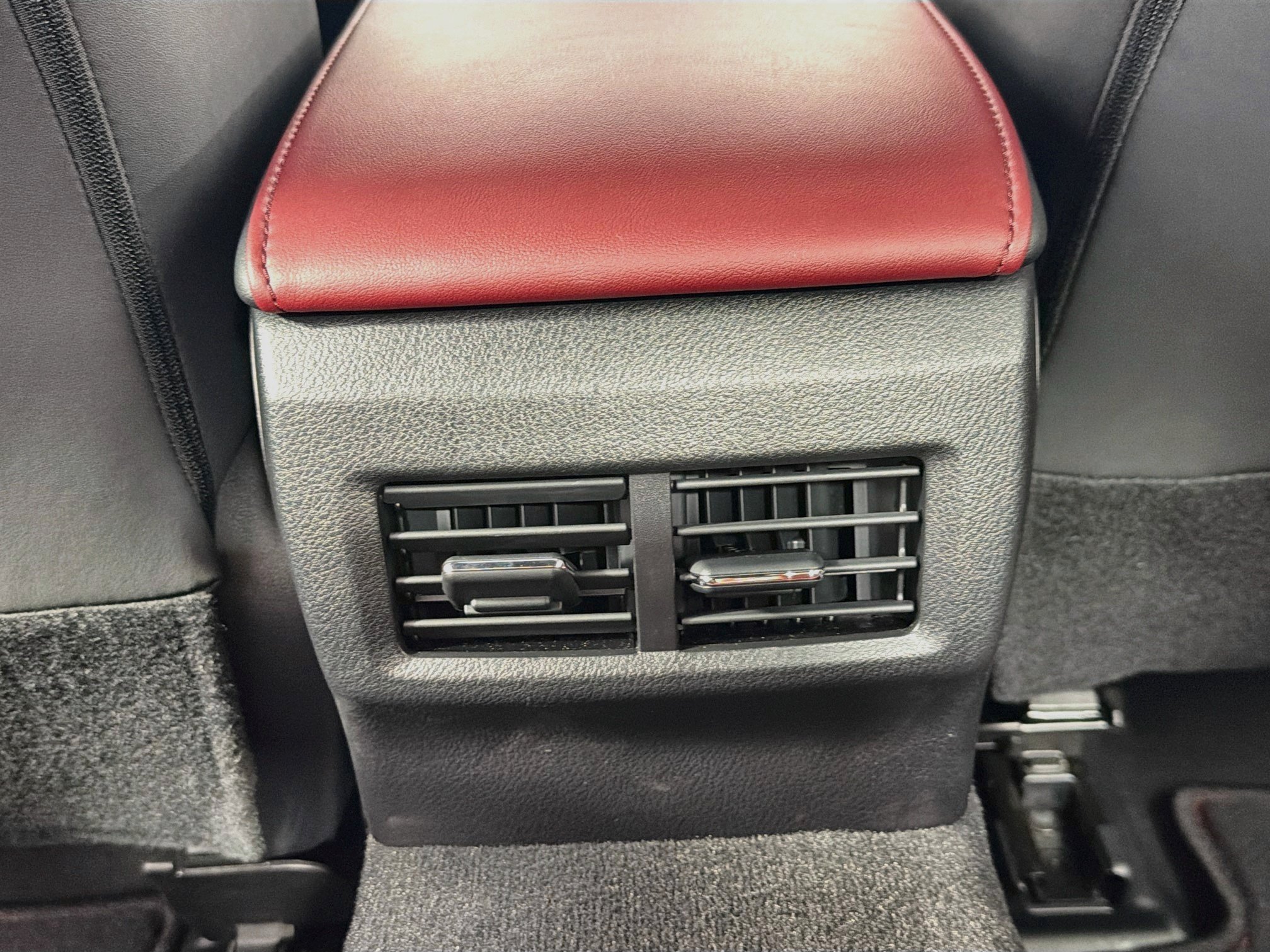 Used 2025 Lexus IS 350 F Sport w/ Accessory Package RWD image 29