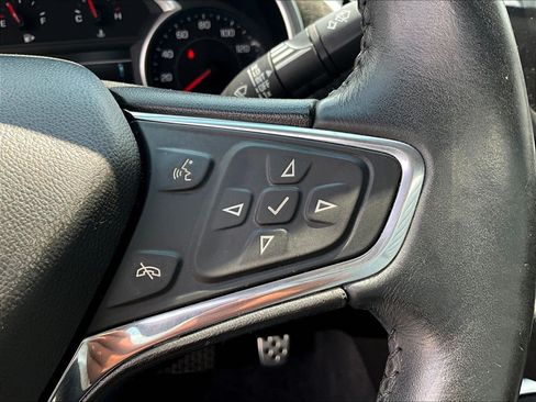 Used 2016 Chevrolet Malibu LT FWD image 12