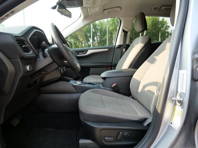 Used 2022 Ford Escape SE FWD image 14