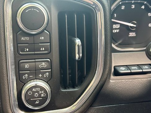 Used 2019 GMC Sierra 1500 Denali w/ Denali Ultimate Package AWD/4WD image 12