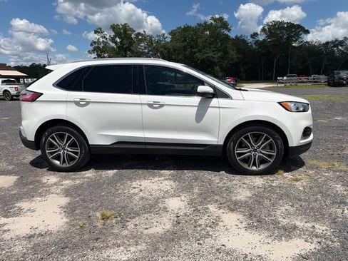 Used 2021 Ford Edge Titanium FWD image 7