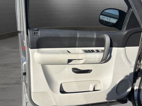 Used 2008 Chevrolet Silverado 1500 LT w/ EZ-Lift Tailgate Package image 10