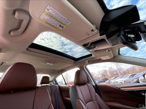 Used 2025 Subaru Legacy Touring XT image 16