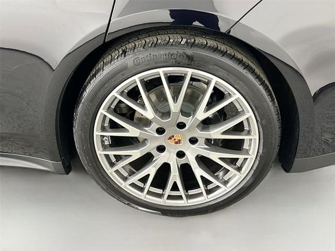 Used 2026 Porsche Panamera 4 AWD/4WD image 12