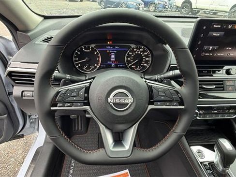 New 2025 Nissan Altima 2.5 SR w/ SR Premium Package image 26