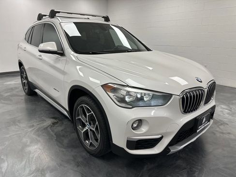 Used 2018 BMW X1 xDrive28i image 4