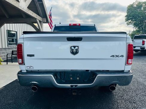 Used 2018 RAM 1500 Laramie image 5