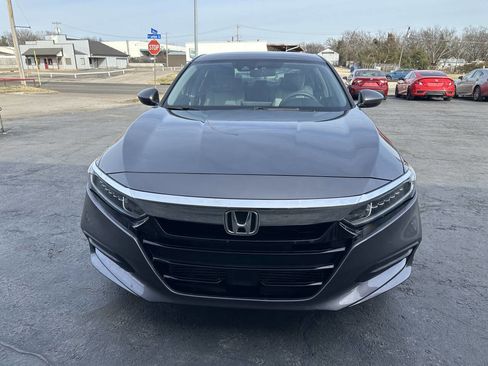 Used 2019 Honda Accord LX image 4