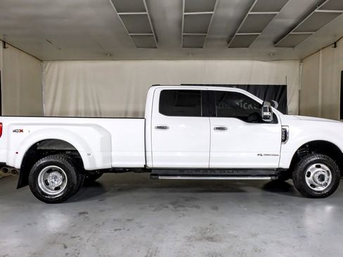 Used 2022 Ford F350 Lariat w/ Lariat Ultimate Package image 5