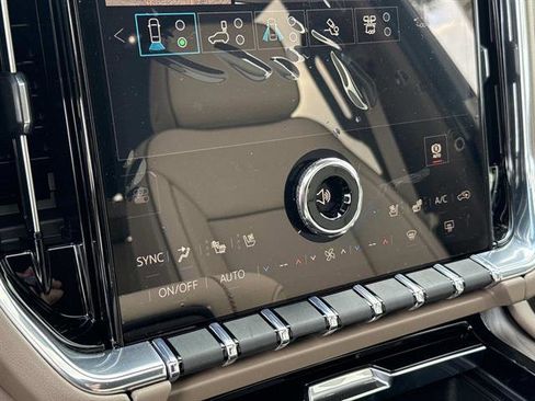 New 2026 GMC Yukon XL Denali w/ Denali Reserve Package AWD/4WD image 27