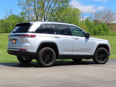 Used 2024 Jeep Grand Cherokee Laredo X