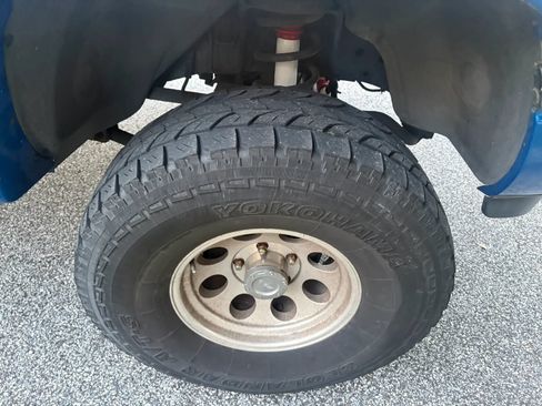 Used 1998 Dodge Ram 1500 Truck 4x4 Quad Cab image 25