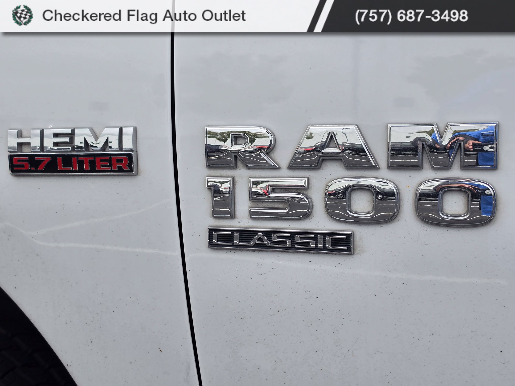 Used 2019 RAM 1500 Classic SLT w/ Luxury Group AWD/4WD image 9