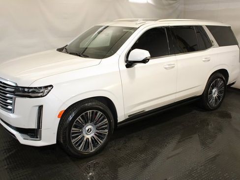 Used 2022 Cadillac Escalade Premium Luxury Platinum image 2