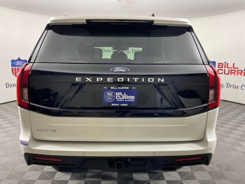 New 2026 Ford Expedition Active RWD image 4