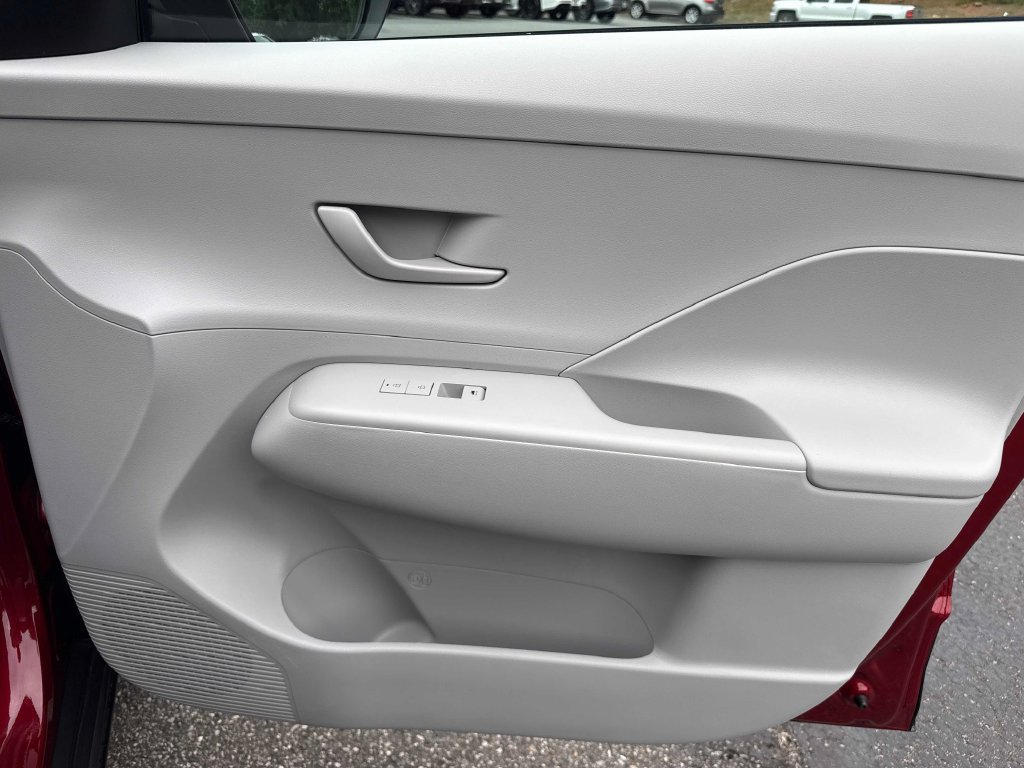 Used 2024 Hyundai Kona SEL AWD/4WD image 26