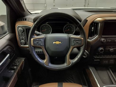 Used 2021 Chevrolet Silverado 3500 High Country w/ Z71 Off-Road Package AWD/4WD image 11