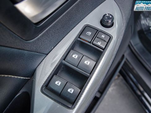 Used 2016 Toyota Sienna SE FWD image 11