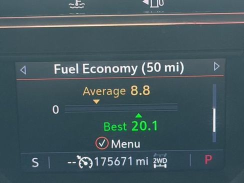 Used 2022 GMC Sierra 2500 SLE w/ SLE Value Package; image 22