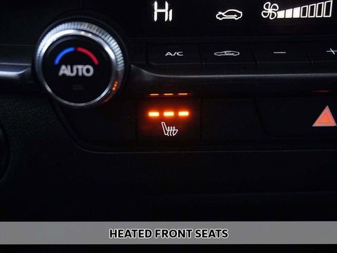 Used 2024 MAZDA MAZDA3 s image 7