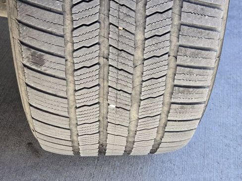 Used 2021 Ford Expedition Limited image 13