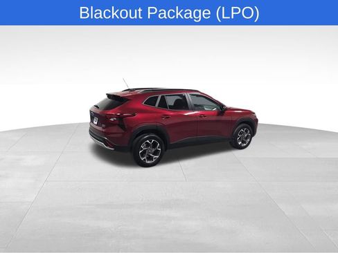 Used 2024 Chevrolet Trax LT w/ Driver Confidence Package image 6