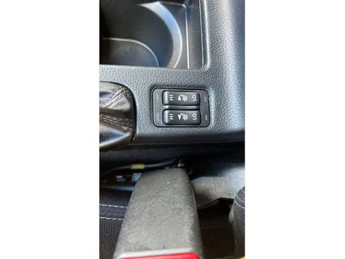 Used 2015 Subaru Crosstrek 2.0i Premium image 17