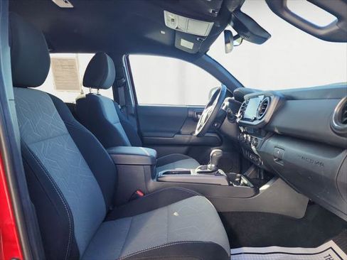 Certified 2023 Toyota Tacoma TRD Sport image 15