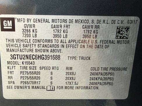 Used 2017 GMC Sierra 1500 SLT w/ SLT Premium Package AWD/4WD image 18