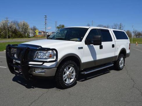 Used 2005 Ford F150 4x4 SuperCrew image 2