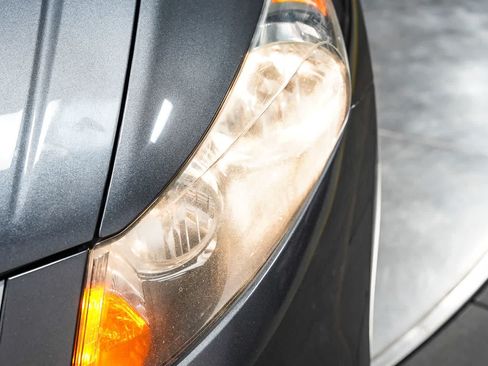 Used 2010 Honda Accord EX-L image 7
