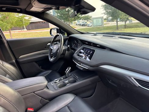 Used 2023 Cadillac XT4 Premium Luxury w/ Cold Weather Package FWD image 12