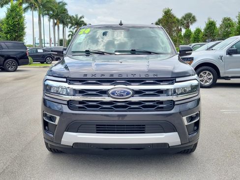 Used 2024 Ford Expedition Limited RWD image 2