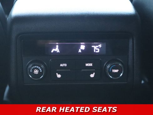 Used 2023 GMC Acadia SLT w/ Elevation Edition image 24